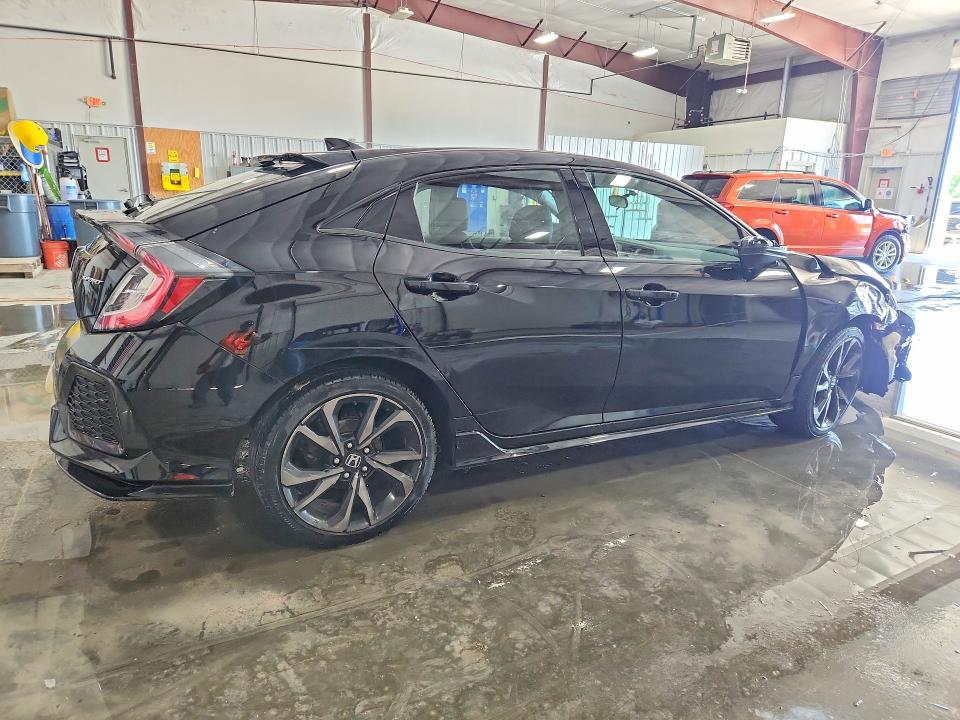 2018 Honda Civic მანქანა იყიდება აუქციონზე, vin: SHHFK7G46JU226907, აუქციონის ნომერი: 48548316