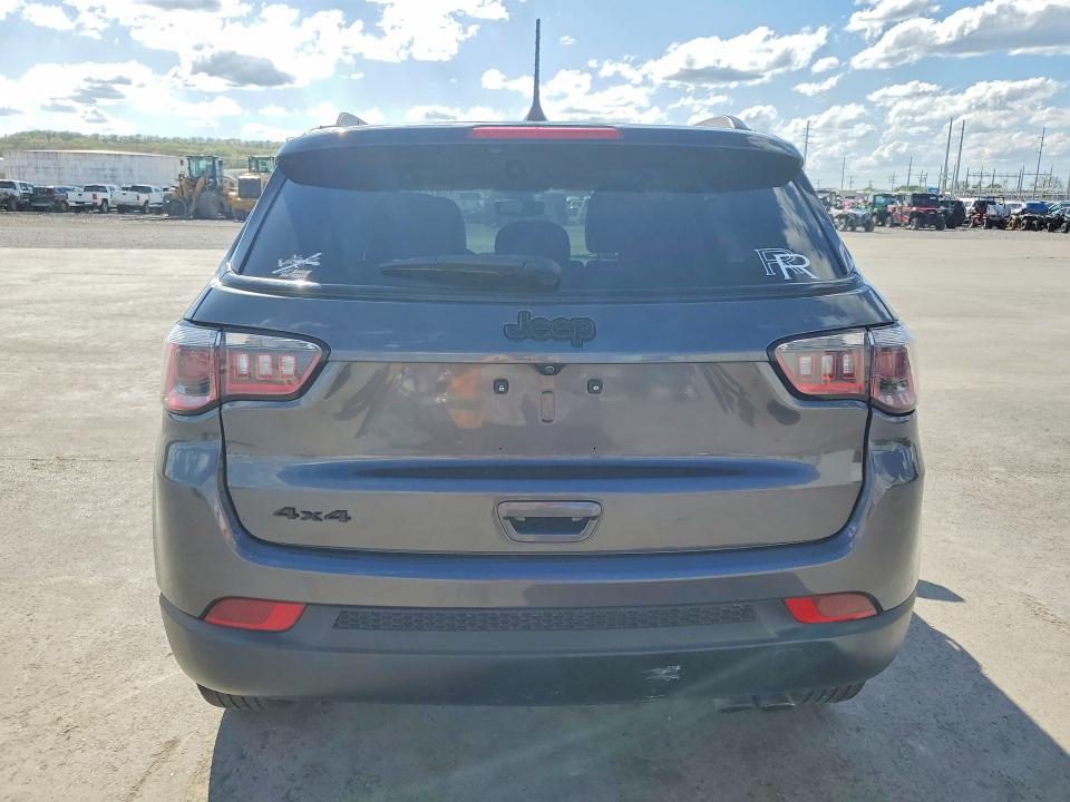 2018 Jeep Compass მანქანა იყიდება აუქციონზე, vin: 3C4NJDBB8JT299184, აუქციონის ნომერი: 45971496