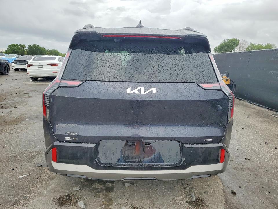 2025 Kia Ev9 მანქანა იყიდება აუქციონზე, vin: 5XYAEFS54SG002686, აუქციონის ნომერი: 47276736