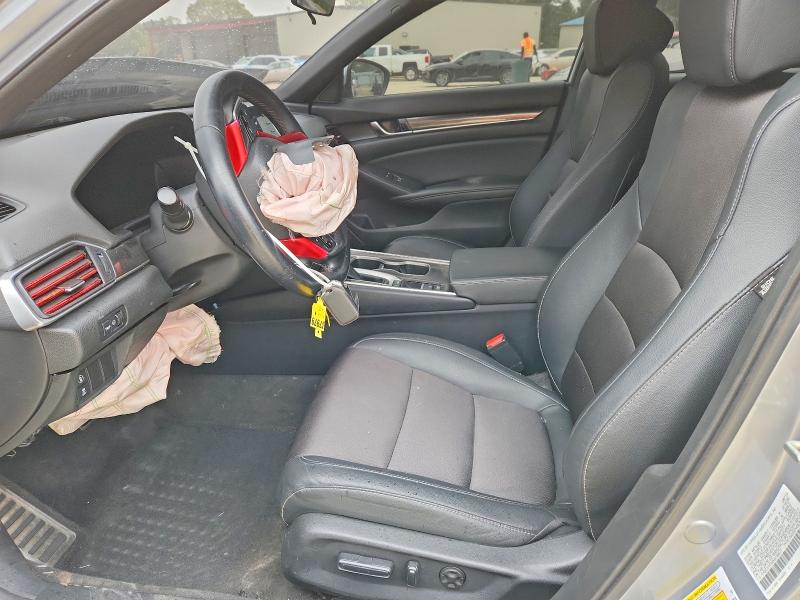 50713716 :رقم المزاد ، 1HGCV1F30KA168077 vin ، 2019 Honda Accord مزاد بيع
