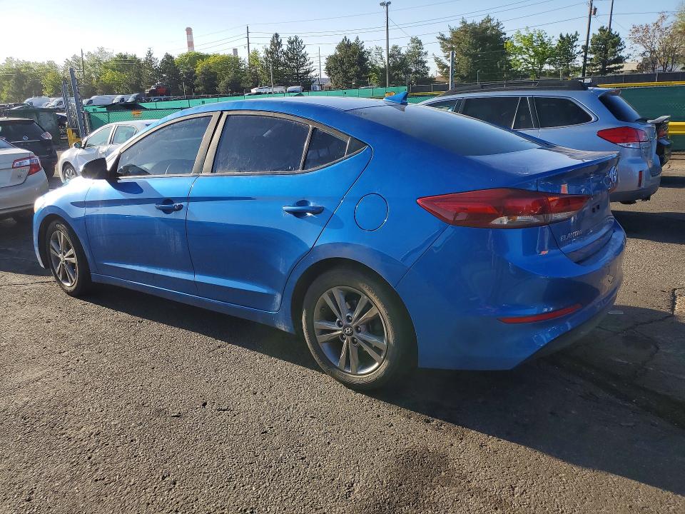 50762396 :رقم المزاد ، 5NPD84LF8JH281955 vin ، 2018 Hyundai Elantra مزاد بيع