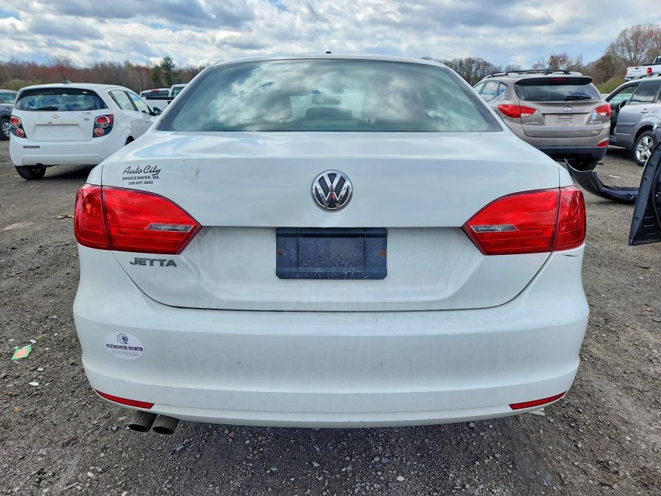49897736 :رقم المزاد ، 3VW2K7AJ2EM414496 vin ، 2014 Volkswagen Jetta مزاد بيع