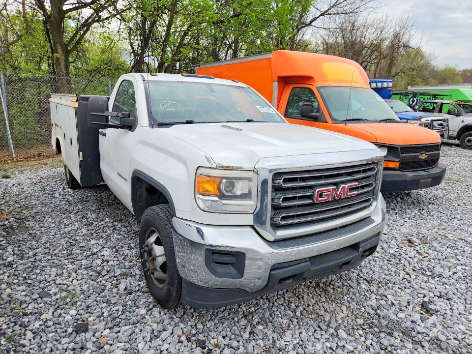 51375596 :رقم المزاد ، 1GD311C89FF149896 vin ، 2015 Gmc Sierra مزاد بيع