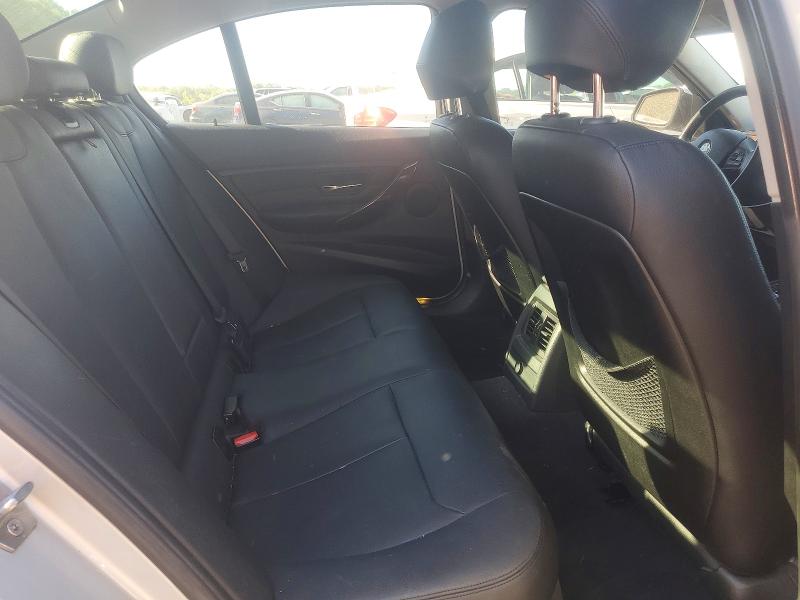48605176 :رقم المزاد ، WBA3A5C53DF356117 vin ، 2013 Bmw 328 مزاد بيع