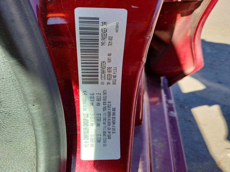 50742146 :رقم المزاد ، 1C3CCCAB4FN537234 vin ، 2015 Chrysler 200 مزاد بيع