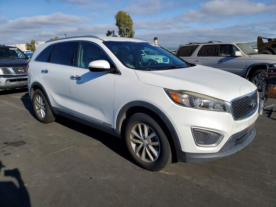 48306896 :رقم المزاد ، 5XYPGDA58GG109824 vin ، 2016 Kia Sorento مزاد بيع