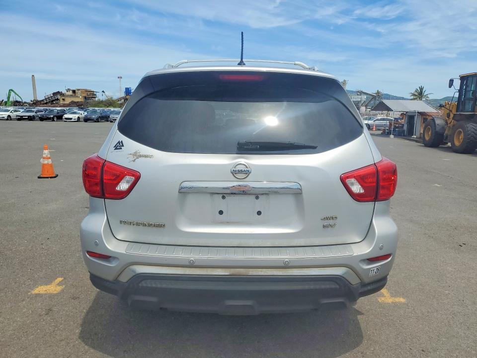 Продажа на аукционе авто 2018 Nissan Pathfinder, vin: 5N1DR2MM4JC627277, номер лота: 50466556