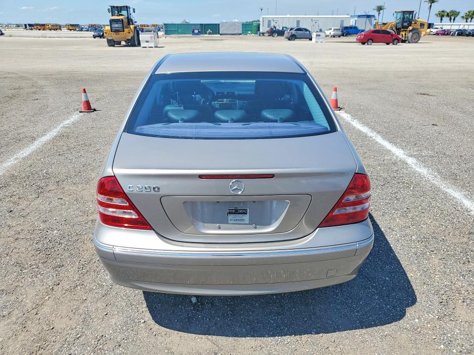 51759866 :رقم المزاد ، WDBRF54H97F899885 vin ، 2007 Mercedes-benz C مزاد بيع