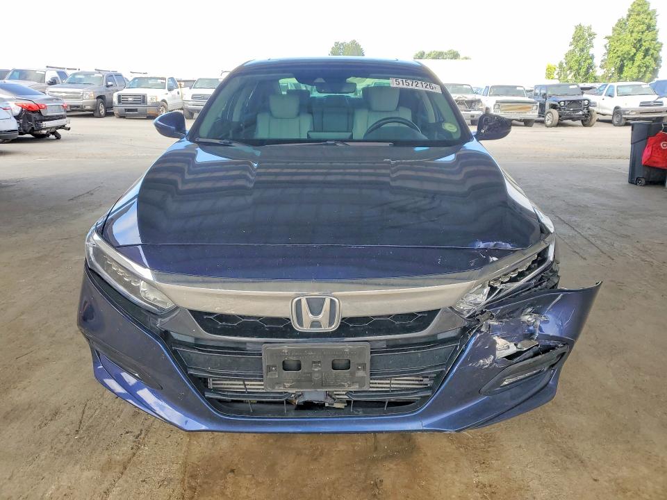 2018 Honda Accord მანქანა იყიდება აუქციონზე, vin: 1HGCV1F59JA178770, აუქციონის ნომერი: 51572126