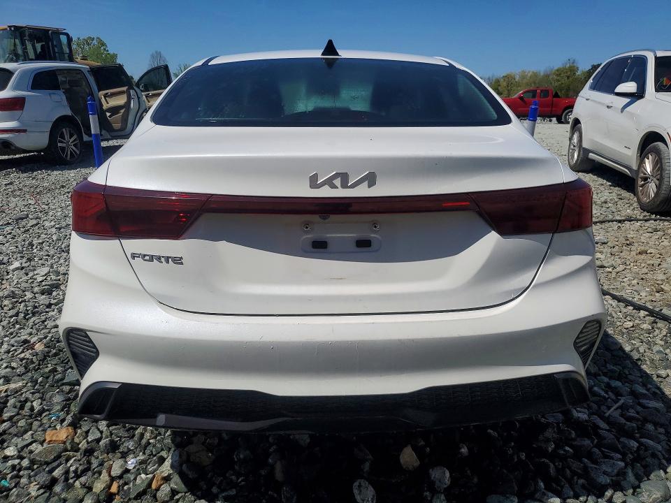 2024 Kia Forte მანქანა იყიდება აუქციონზე, vin: 3KPF24AD0RE755117, აუქციონის ნომერი: 49660376