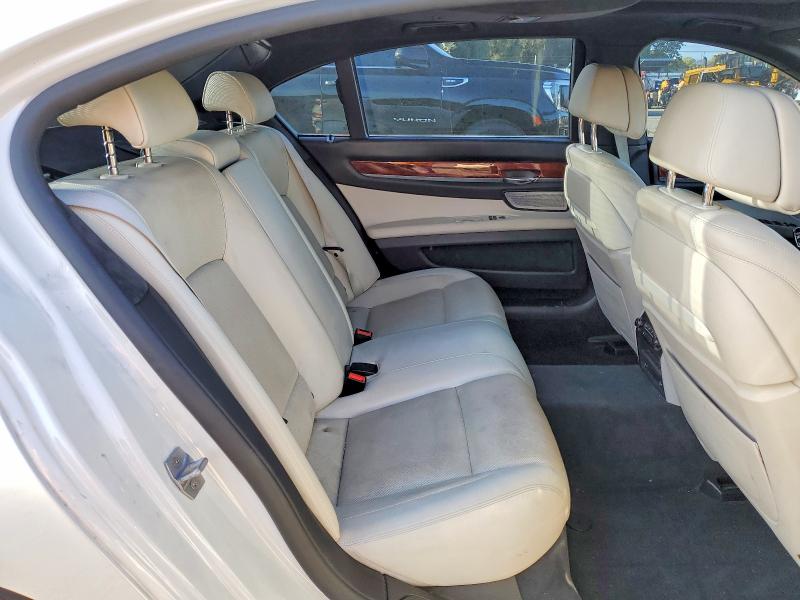 Продажа на аукционе авто 2015 Bmw Alpina B7, vin: WBAYE8C55FD136598, номер лота: 50558176