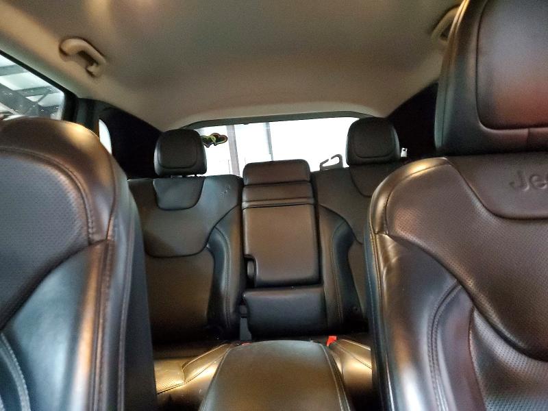 48905946 :رقم المزاد ، 1C4PJMDX0KD255740 vin ، 2019 Jeep Cherokee مزاد بيع