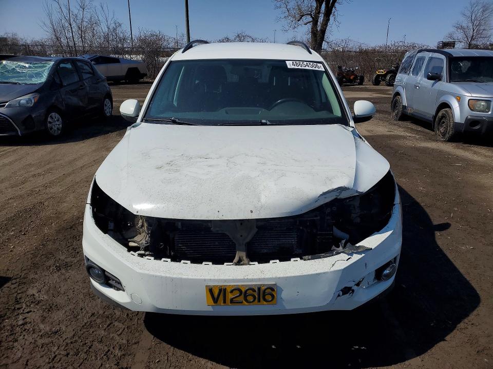 48654506 :رقم المزاد ، WVGJV7AX6FW506153 vin ، 2015 Volkswagen Tiguan مزاد بيع