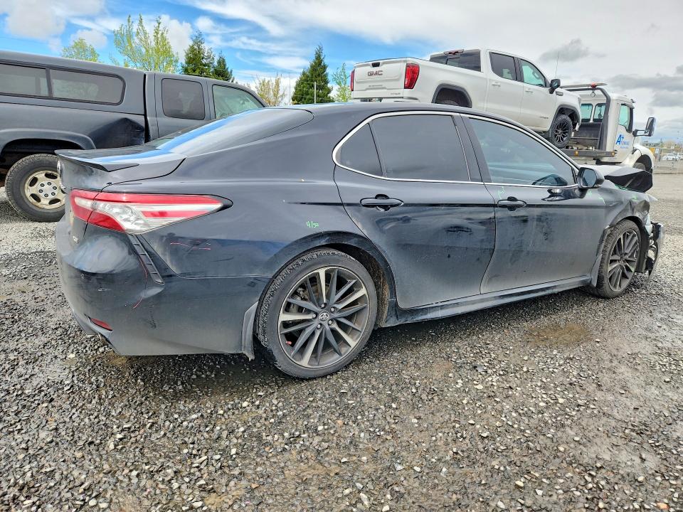 Aukcja sprzedaży 2018 Toyota Camry, vin: 4T1B61HKXJU117089, numer aukcji: 50583026