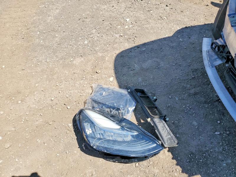 50064036 :رقم المزاد ، 5YJ3E1EA3JF030120 vin ، 2018 Tesla Model 3 مزاد بيع