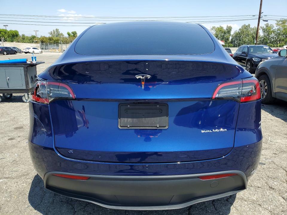 Продажа на аукционе авто 2024 Tesla Model Y, vin: 7SAYGDEE9RF025927, номер лота: 51626166