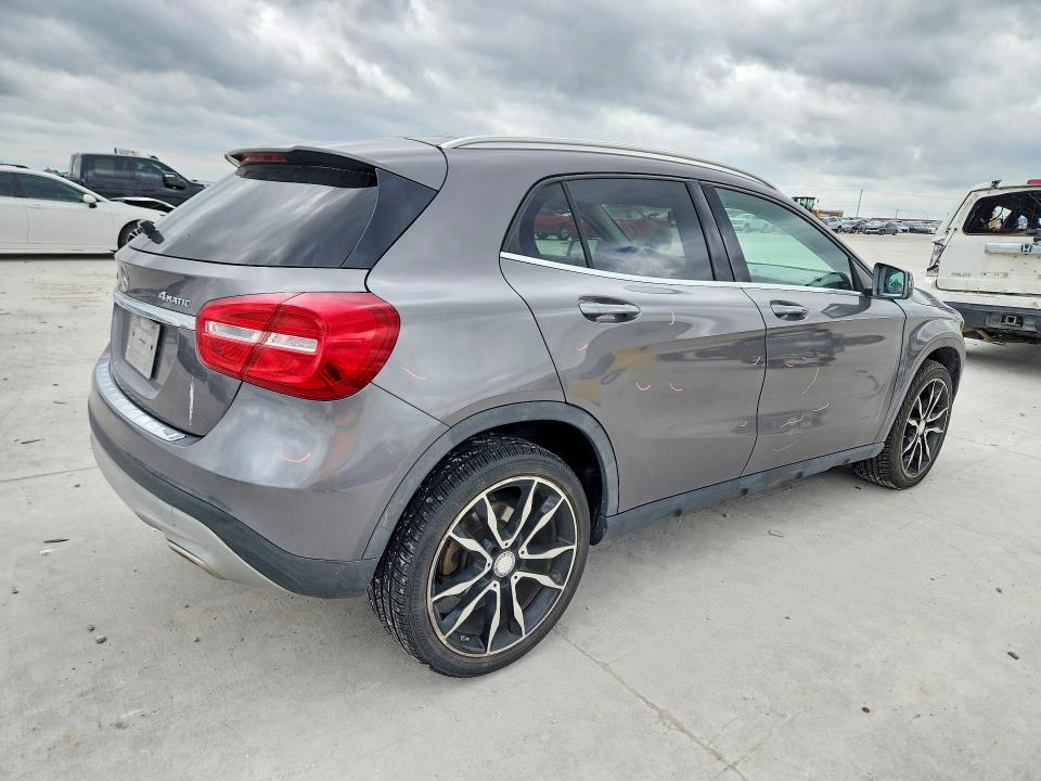 2015 Mercedes-benz Gla მანქანა იყიდება აუქციონზე, vin: WDCTG4GB2FJ030718, აუქციონის ნომერი: 50580056