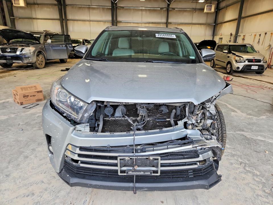 49560866 :رقم المزاد ، 5TDDGRFH6HS023337 vin ، 2017 Toyota Highlander Hybrid مزاد بيع