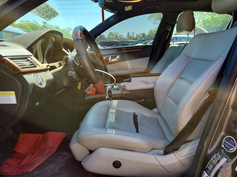 50319106 :رقم المزاد ، WDDHF8HB5AA054210 vin ، 2010 Mercedes-benz E مزاد بيع