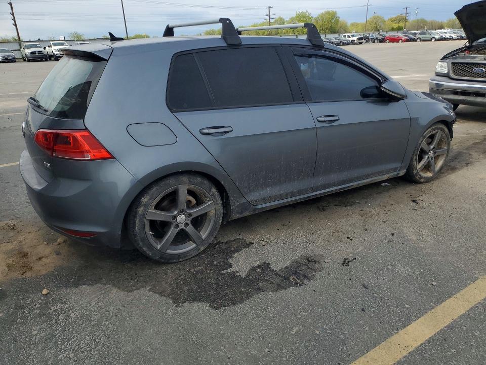 2015 Volkswagen Golf მანქანა იყიდება აუქციონზე, vin: 3VW2A7AU6FM032339, აუქციონის ნომერი: 49507356