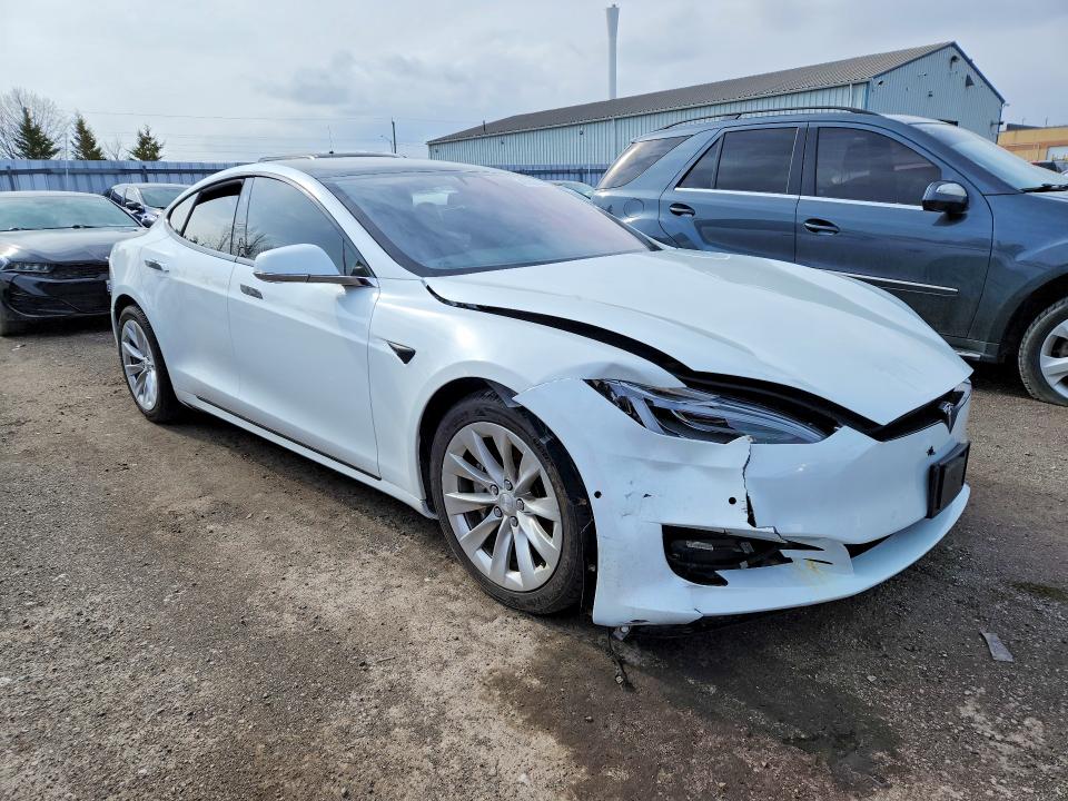 Продажа на аукционе авто 2018 Tesla Model S, vin: 5YJSA1E29JF278551, номер лота: 47903036