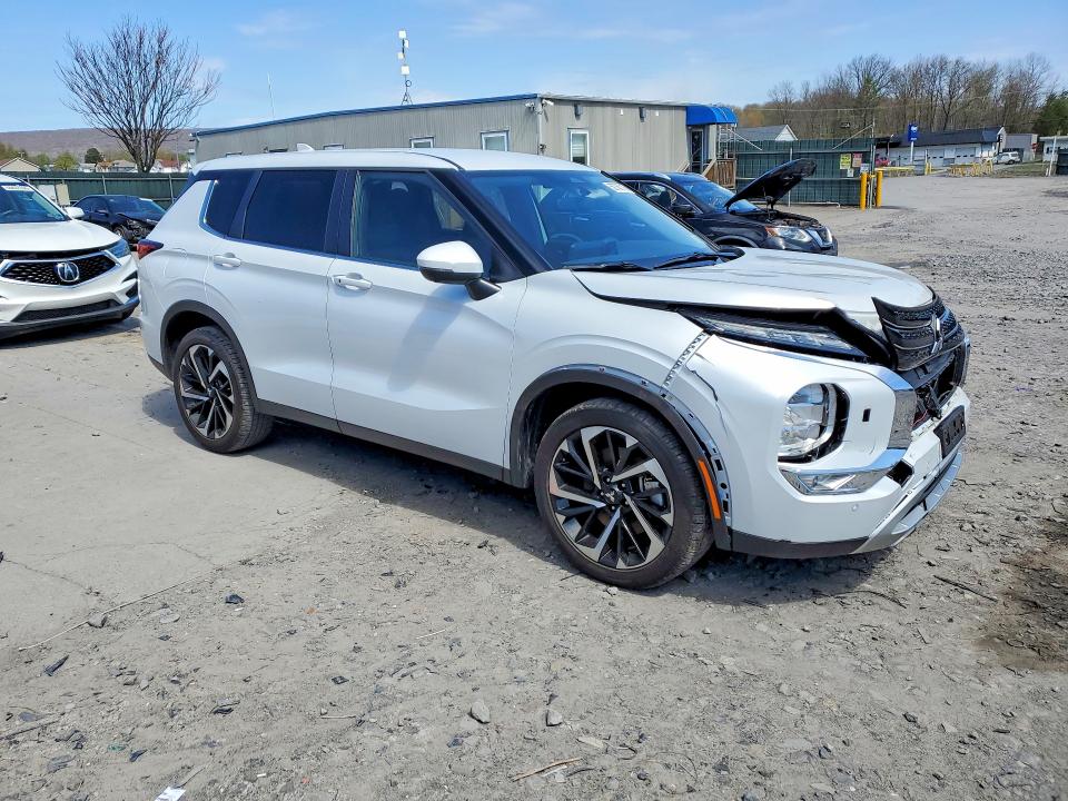 Продаж на аукціоні авто 2024 Mitsubishi Outlander, vin: JA4J4VA86RZ058434, номер лоту: 50768716