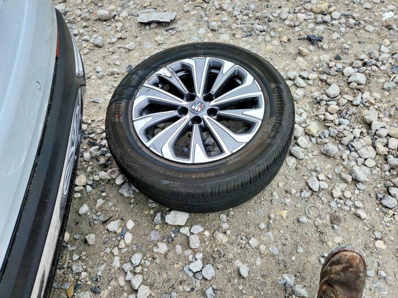 51527116 :رقم المزاد ، LRBFZKE45SD090618 vin ، 2025 Buick Envision مزاد بيع