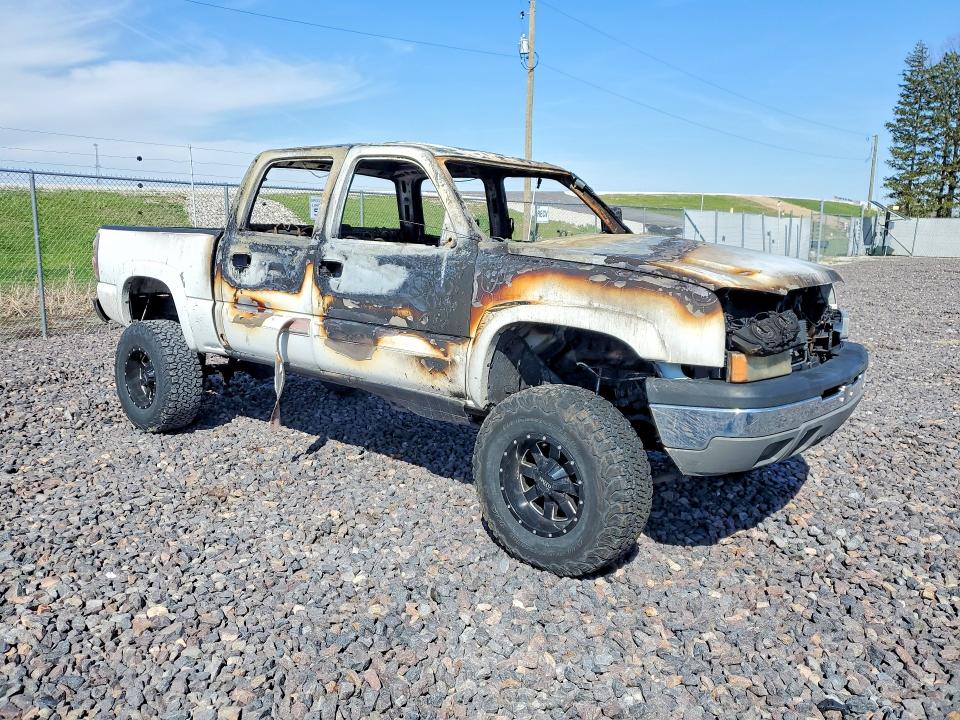 Продажа на аукционе авто 2004 Chevrolet Silverado, vin: 2GCEK13T641431738, номер лота: 49220446