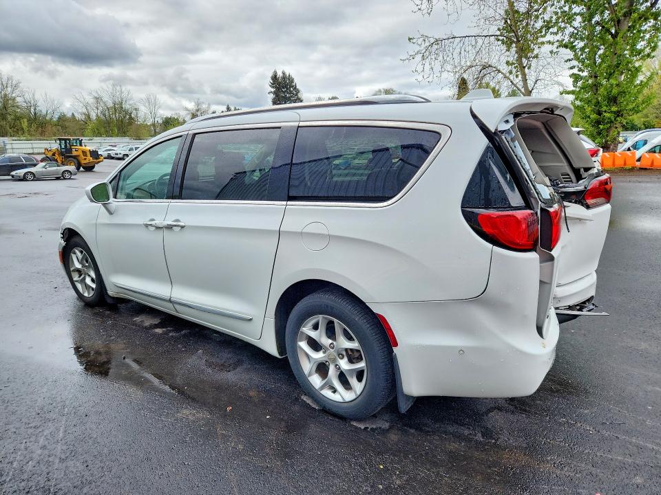 Продаж на аукціоні авто 2020 Chrysler Pacifica, vin: 2C4RC1EG7LR274767, номер лоту: 49303486