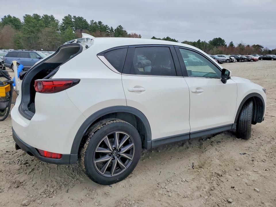 Продаж на аукціоні авто 2018 Mazda Cx-5, vin: JM3KFBDM8J0439861, номер лоту: 49386416