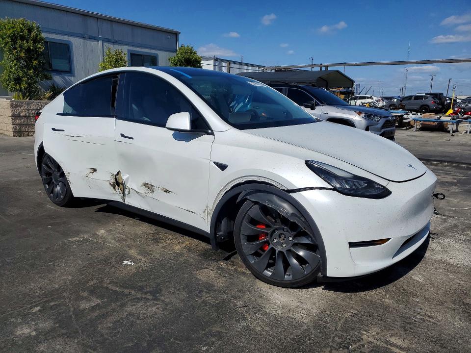 2021 Tesla Model Y მანქანა იყიდება აუქციონზე, vin: 5YJYGDEF3MF072143, აუქციონის ნომერი: 51359526