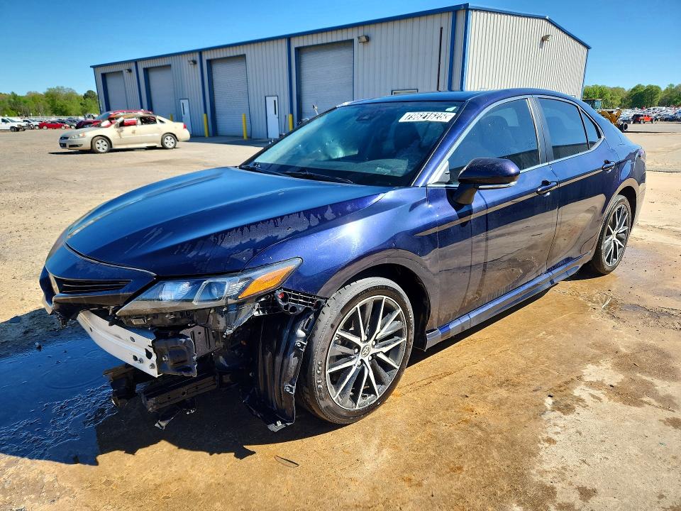 Продажа на аукционе авто 2022 Toyota Camry, vin: 4T1G11AK4NU631914, номер лота: 79621625