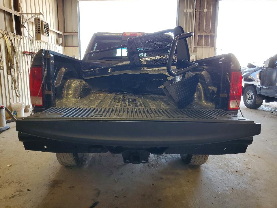 50171206 :رقم المزاد ، 3C6UR5DL8HG674338 vin ، 2017 Ram 2500 مزاد بيع