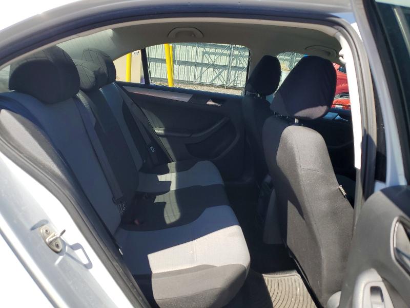 51309366 :رقم المزاد ، 3VW2B7AJ4HM295452 vin ، 2017 Volkswagen Jetta مزاد بيع