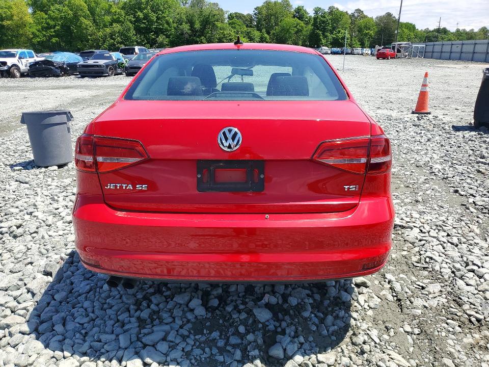 52029076 :رقم المزاد ، 3VWD17AJ7FM315945 vin ، 2015 Volkswagen Jetta مزاد بيع