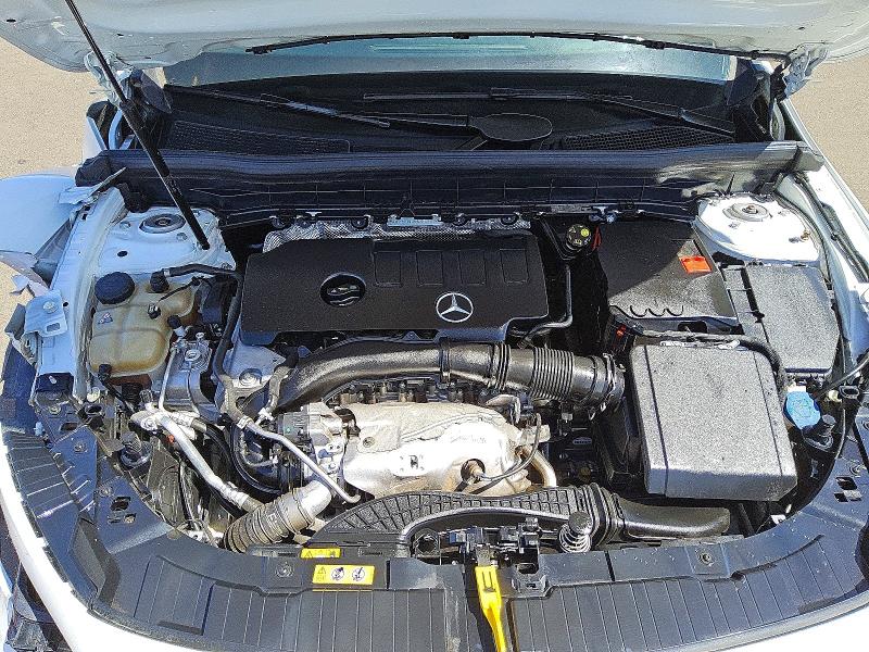 41997956 :رقم المزاد ، W1N4M4GB0MW083610 vin ، 2021 Mercedes-benz Glb مزاد بيع