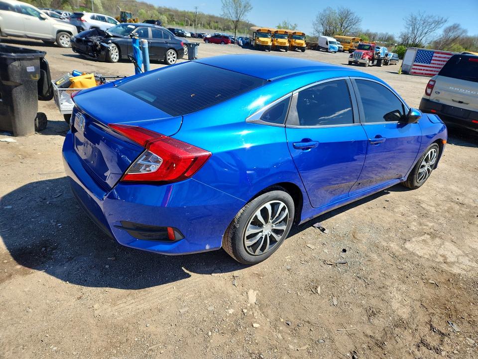 Продаж на аукціоні авто 2018 Honda Civic, vin: 2HGFC2F51JH542335, номер лоту: 48996116