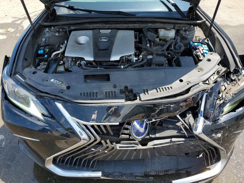 51607296 :رقم المزاد ، 58AB21B16KU004004 vin ، 2019 Lexus Es مزاد بيع