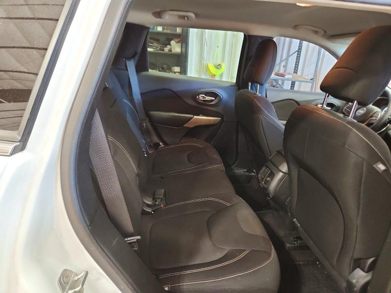 Продаж на аукціоні авто 2017 Jeep Cherokee, vin: 1C4PJLCB0HW586234, номер лоту: 50547496