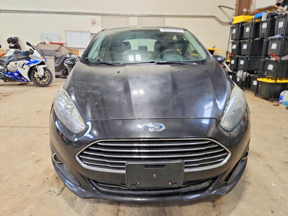 48543526 :رقم المزاد ، 3FADP4EJ5FM127991 vin ، 2015 Ford Fiesta مزاد بيع