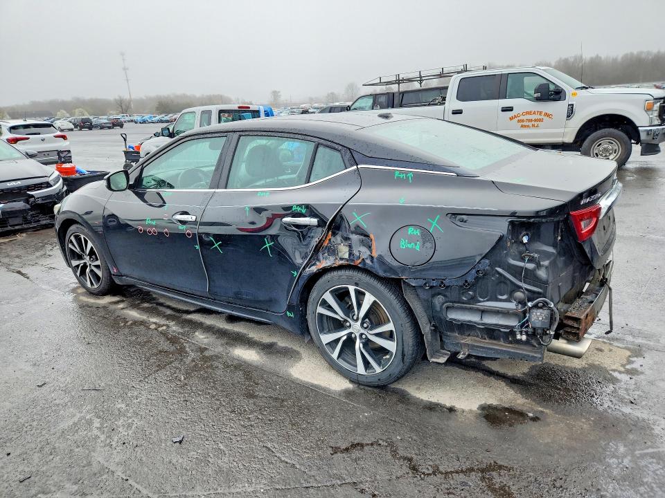48352616 :رقم المزاد ، 1N4AA6AP8JC399598 vin ، 2018 Nissan Maxima مزاد بيع