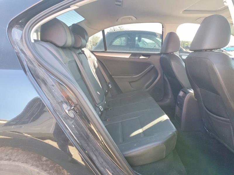 48674756 :رقم المزاد ، 3VWLL7AJ3CM002408 vin ، 2012 Volkswagen Jetta مزاد بيع