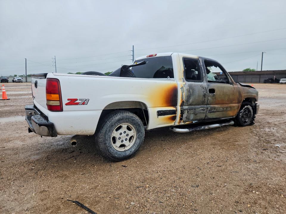 Продаж на аукціоні авто 2000 Chevrolet Silverado, vin: 1GCEK19TXYE215497, номер лоту: 49987976