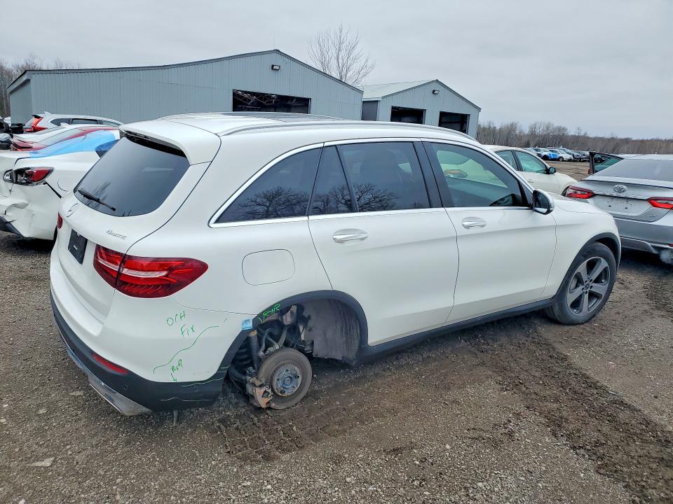48307866 :رقم المزاد ، WDC0G4KB3JV056725 vin ، 2018 Mercedes-benz Glc مزاد بيع