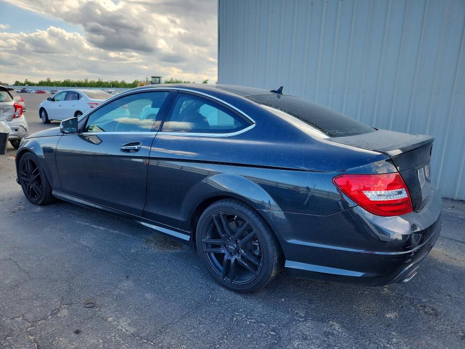 2013 Mercedes-benz C მანქანა იყიდება აუქციონზე, vin: WDDGJ4HB1DG044438, აუქციონის ნომერი: 48459666