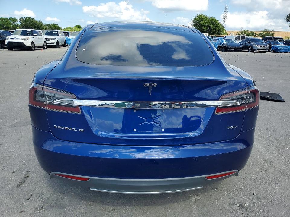 51467246 :رقم المزاد ، 5YJSA1S22FF093401 vin ، 2015 Tesla Model S مزاد بيع