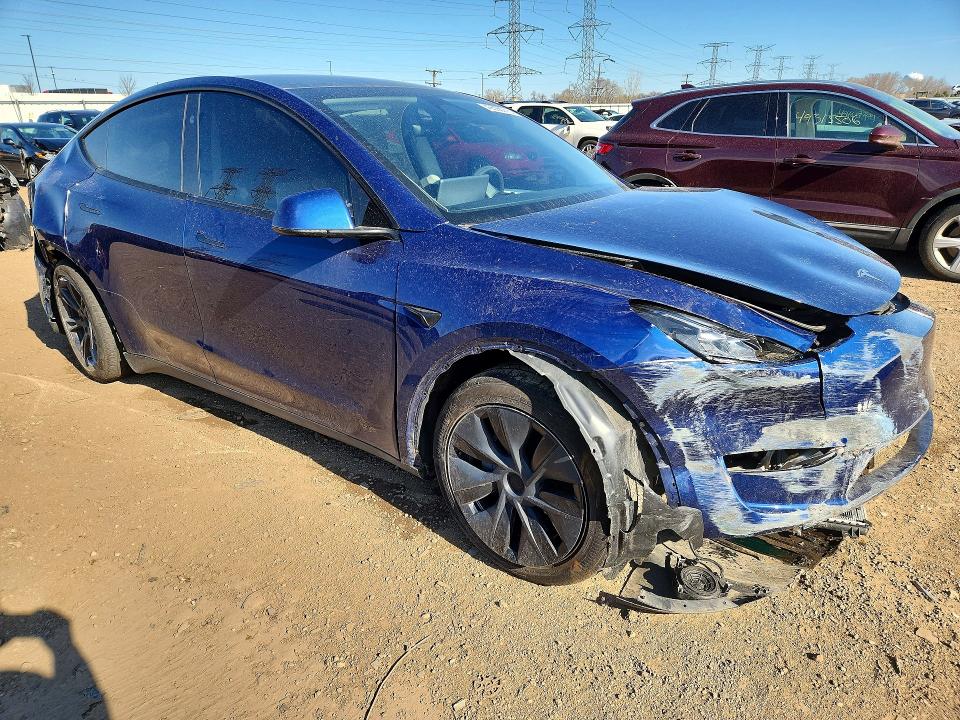 Продажа на аукционе авто 2024 Tesla Model Y, vin: 7SAYGDED3RF204665, номер лота: 49398276