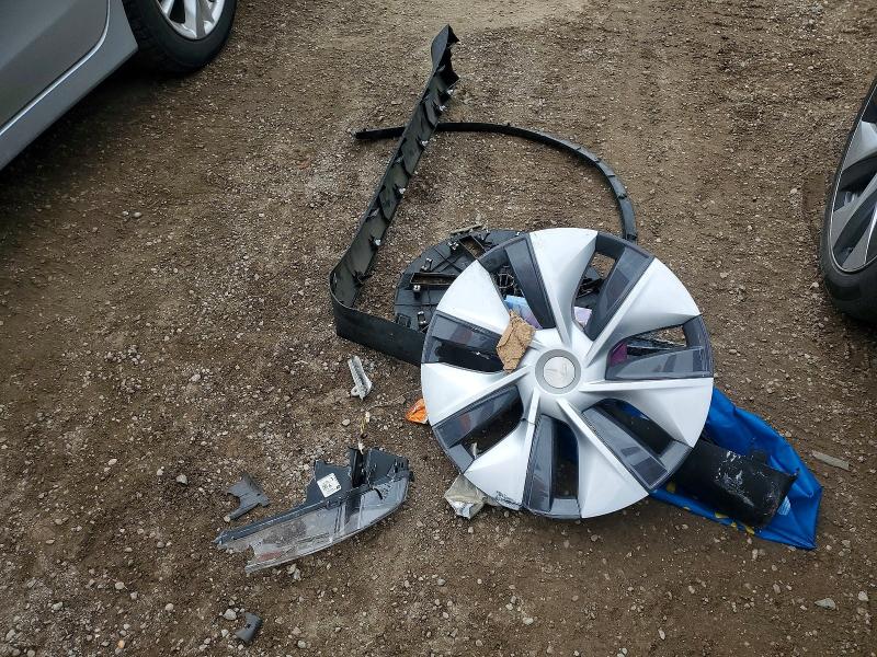 2022 Tesla Model Y მანქანა იყიდება აუქციონზე, vin: 7SAYGDEE4NF504945, აუქციონის ნომერი: 50126506