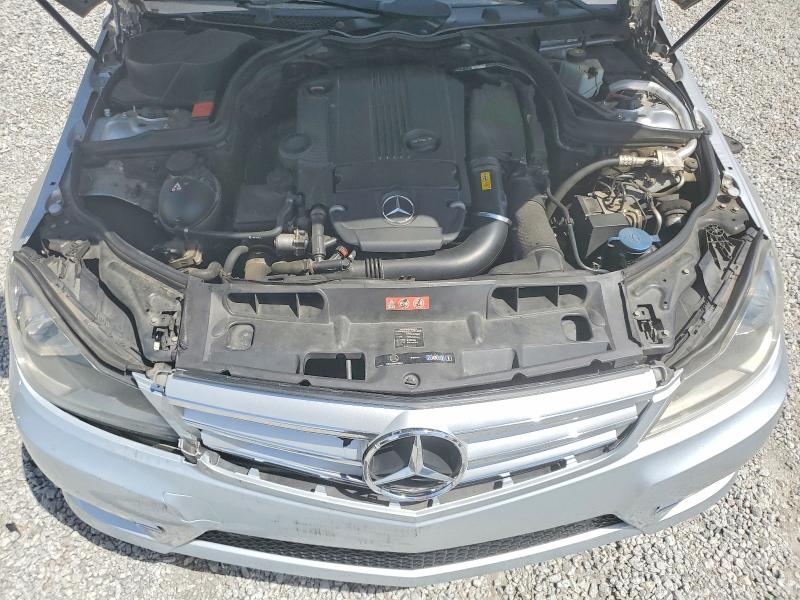 Продажа на аукционе авто 2012 Mercedes-benz C, vin: WDDGF4HBXCR210461, номер лота: 49766586