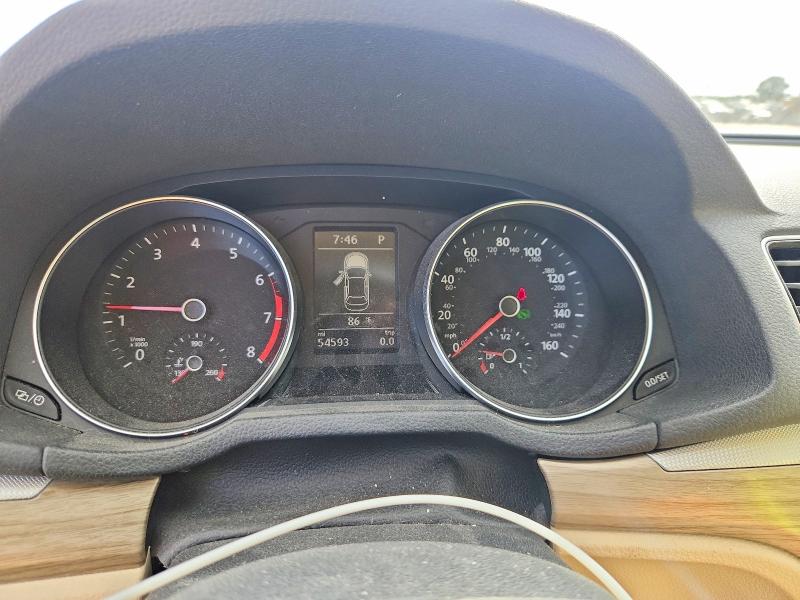 50090876 :رقم المزاد ، 1VWBT7A36HC054878 vin ، 2017 Volkswagen Passat مزاد بيع